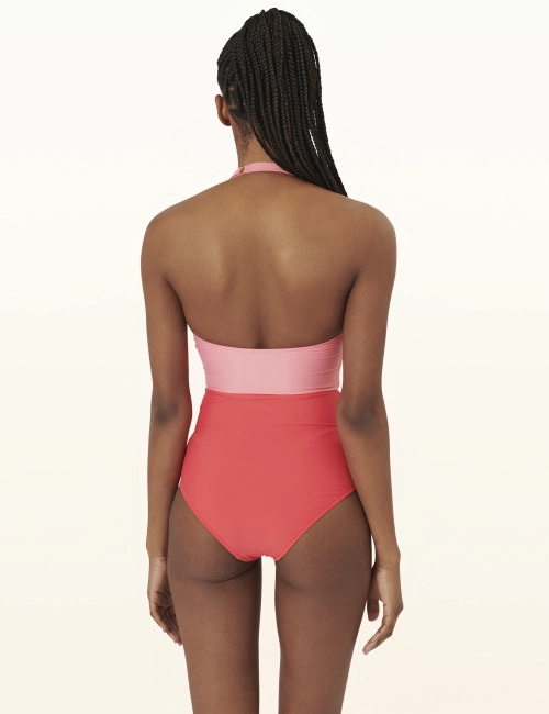 BORA One Piece Strawberry Smack