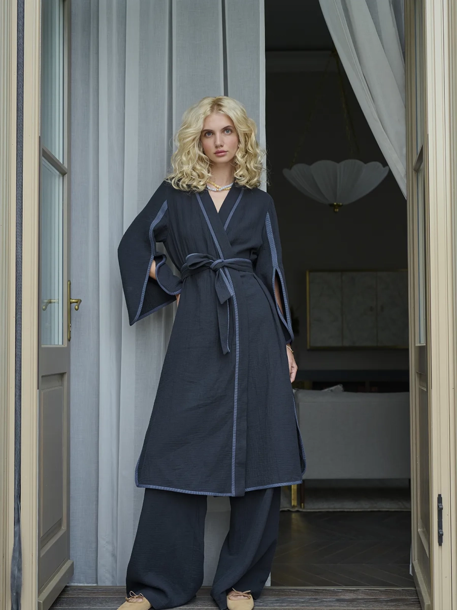 FURED Robe - Midnight Black